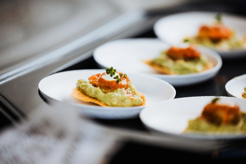 Huisgemaakte hapjes and fingerfood menu