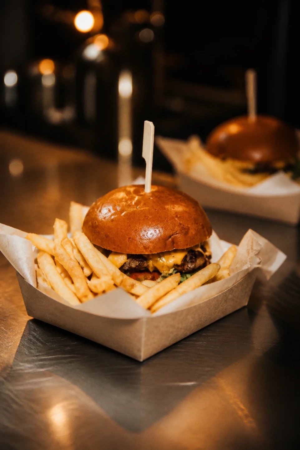 Foodtruck catering op evenement met artisanale burgers van Tété’s